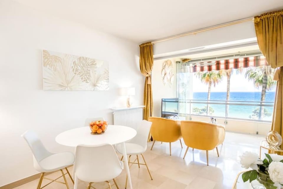 C4 Staywizus - 1 BDR Facing Sea & Beach - Parking, Tennis & Wifi Apartment in Cannes