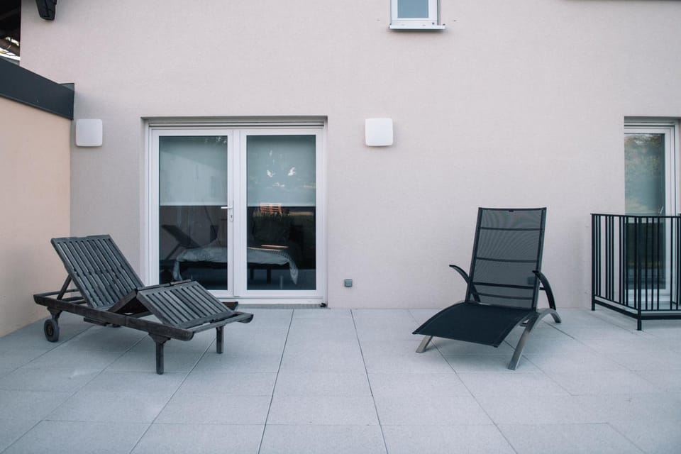 Patio, Balcony/Terrace, sunbed