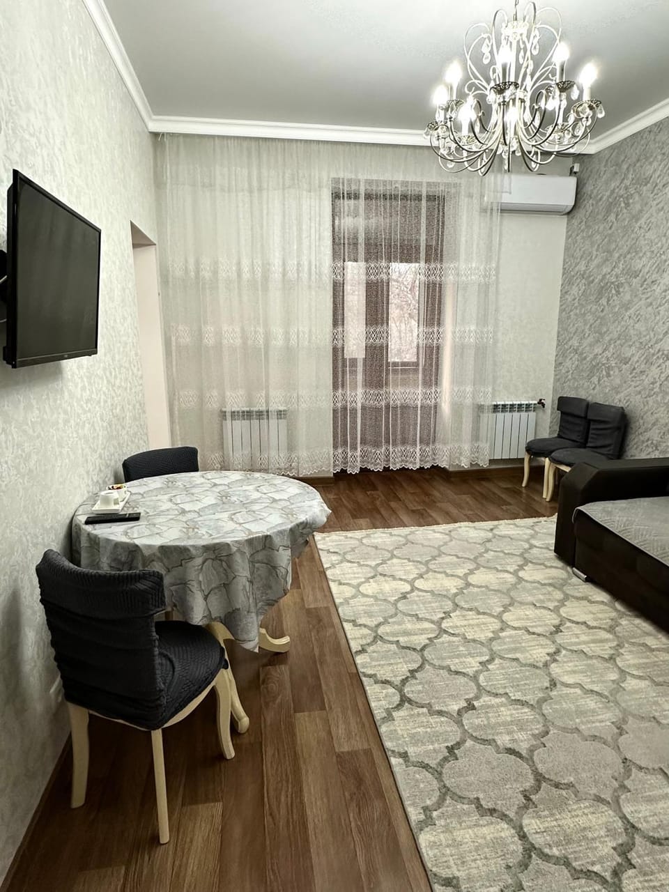Майлина 10 аэропорт Apartment in Almaty