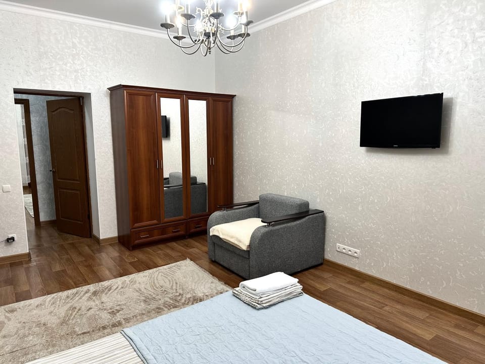 Майлина 10 аэропорт Apartment in Almaty