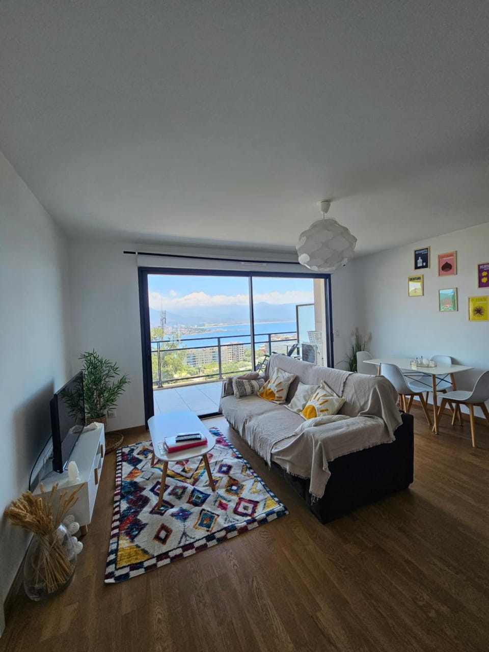 Appartement terrasse spacieuse, vue mer & clim Apartment in Ajaccio