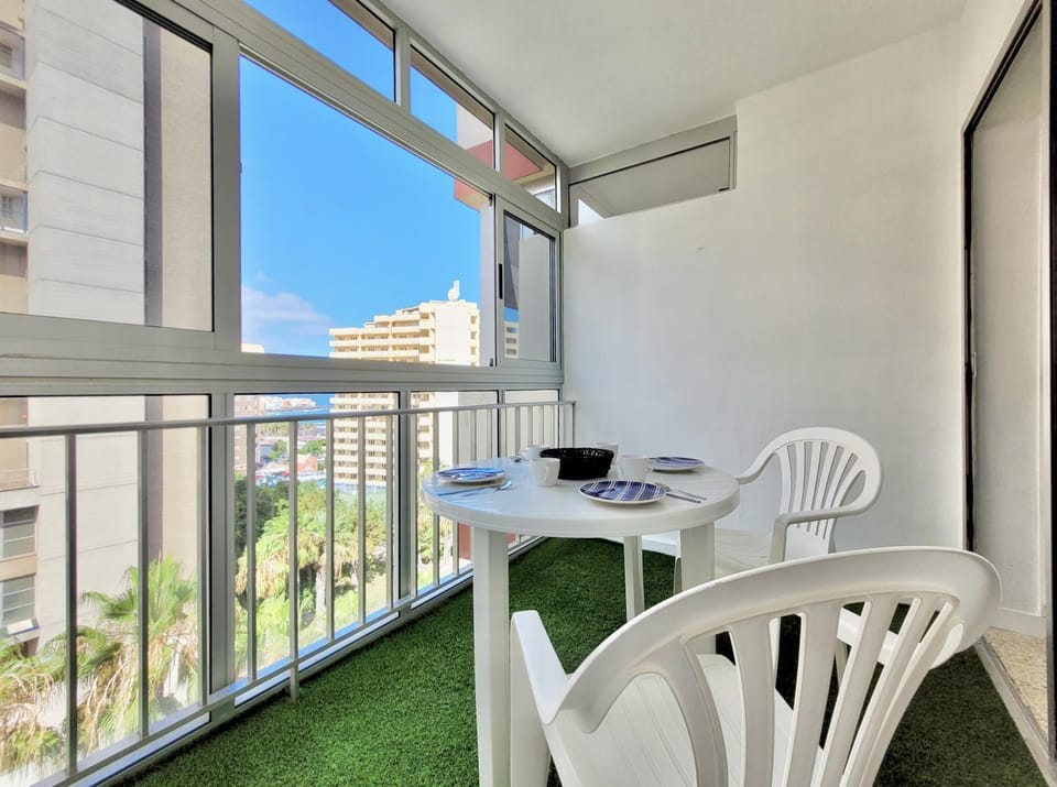 View (from property/room), Balcony/Terrace, Dining area