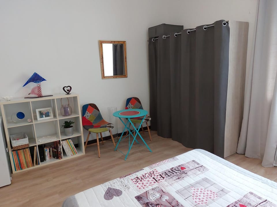 Chambre près de l'étang de thau Vacation rental in Mèze