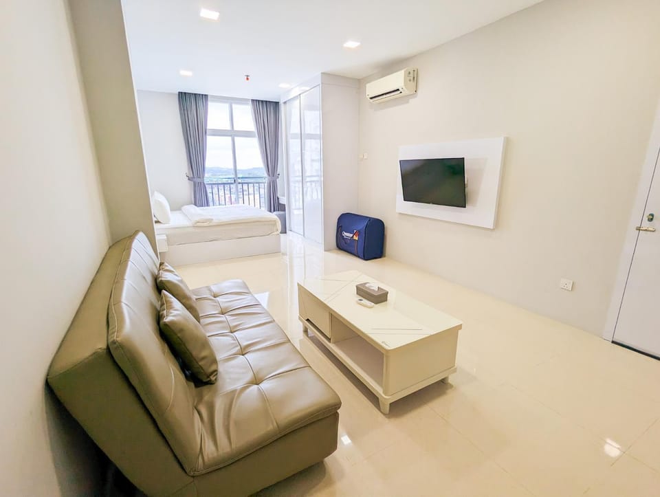 TV and multimedia, Living room, Seating area, air conditioner