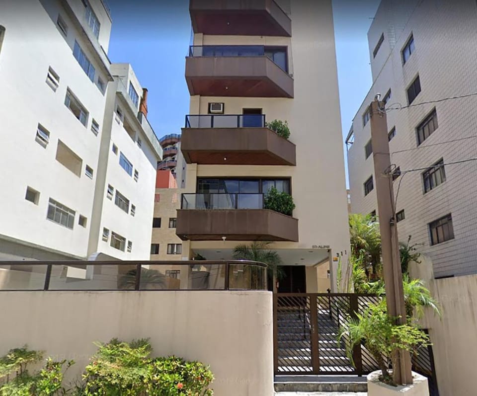Property building, View (from property/room), Balcony/Terrace
