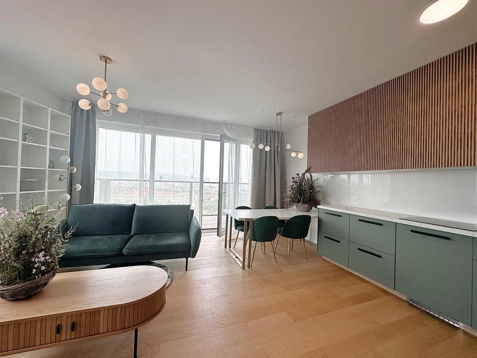 Kitchen or kitchenette, Living room, Seating area, Dining area