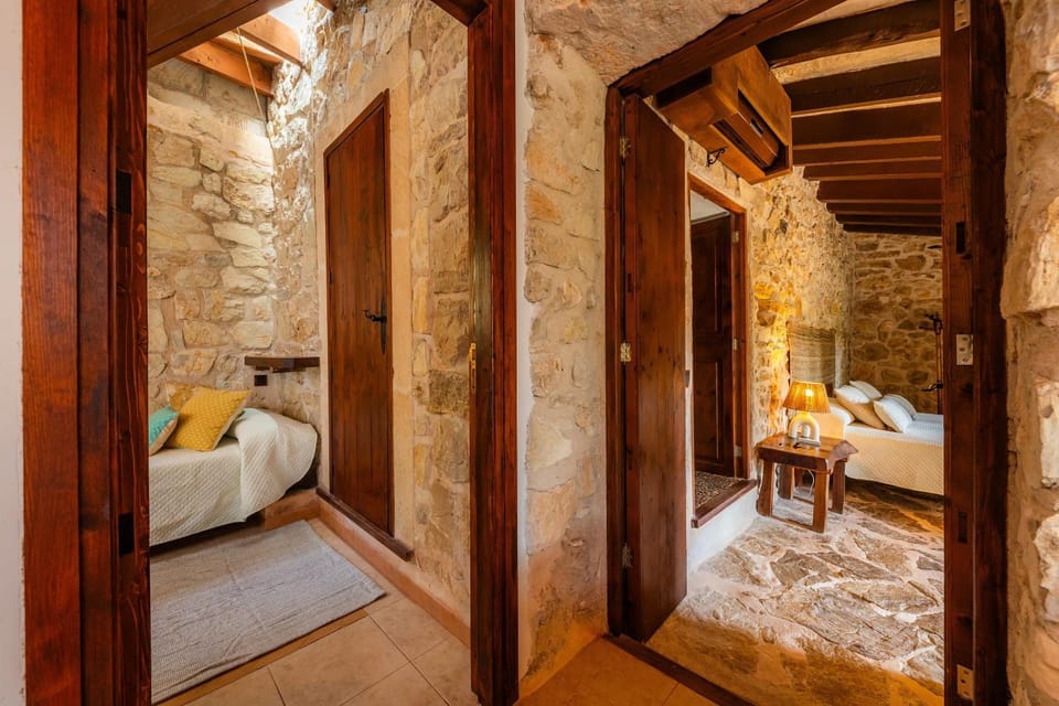 Property building, Living room, Bedroom