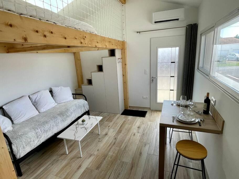 Studio indépendant 4 personnes House in Nouvelle-Aquitaine
