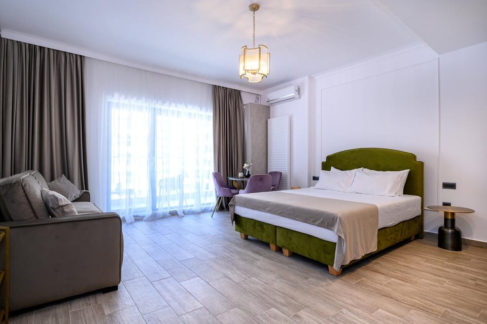 Black Pearl Loft Apartment in Constanta