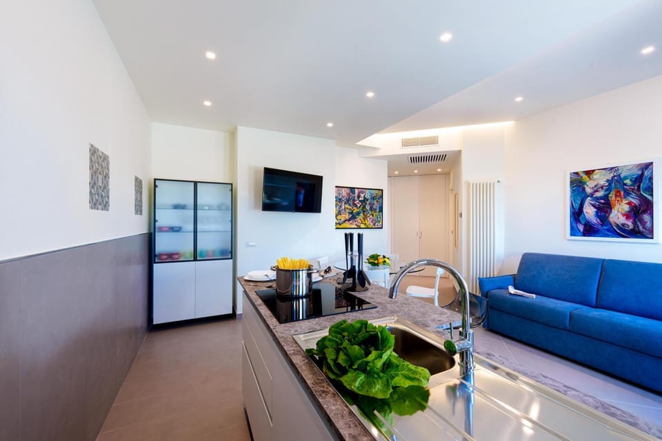 TV and multimedia, Kitchen or kitchenette, Living room, Dining area, minibar, air conditioner