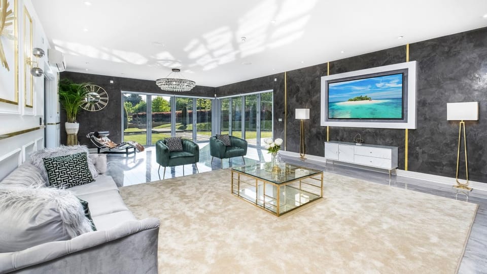 TV and multimedia, Living room
