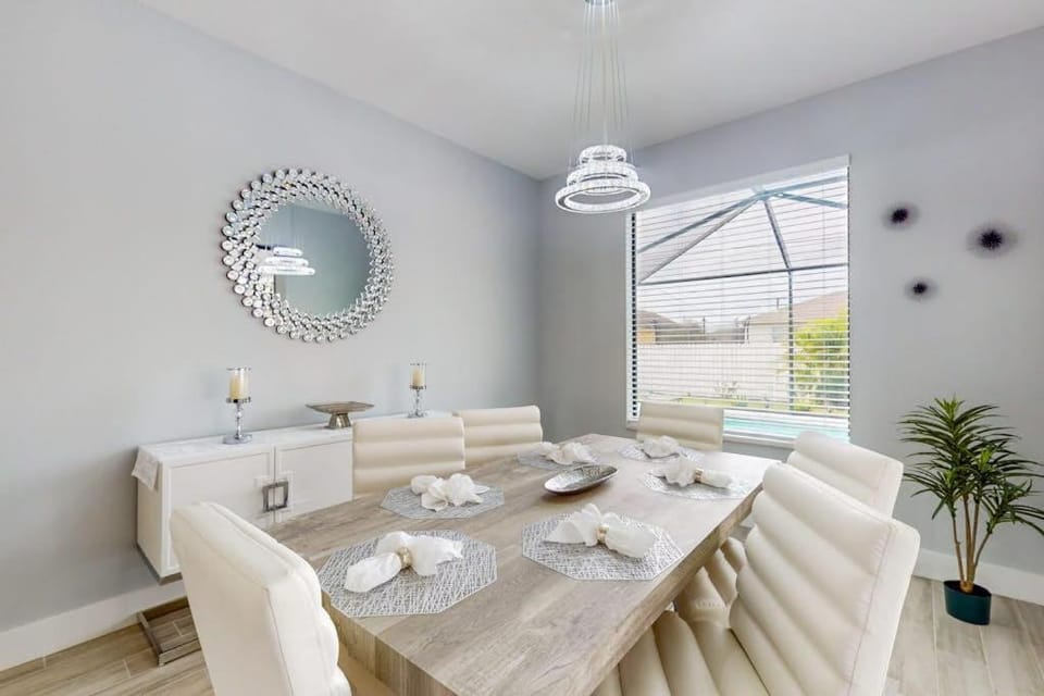 Pineapple Cove House in Cape Coral