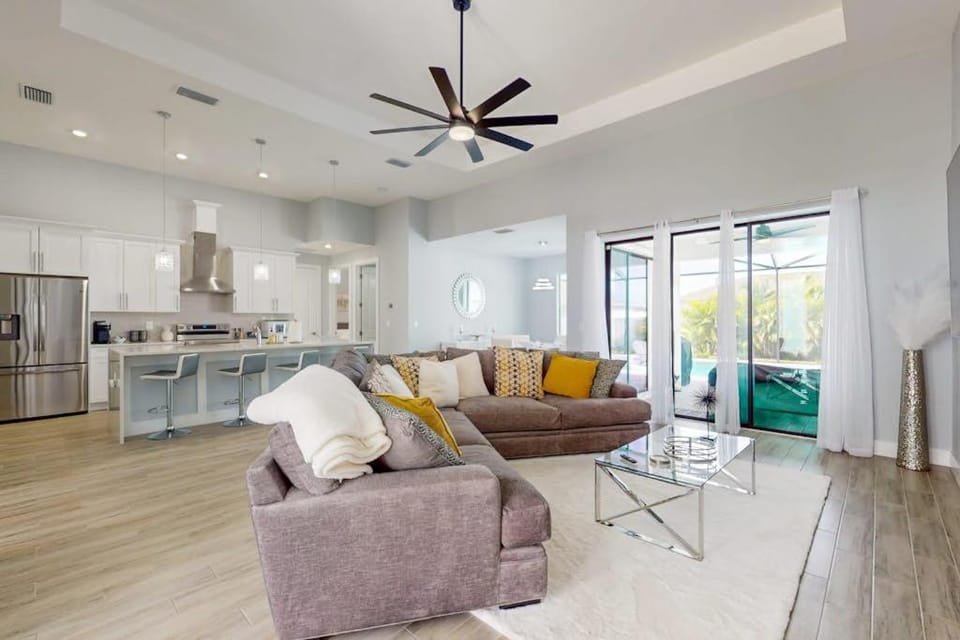 Pineapple Cove House in Cape Coral