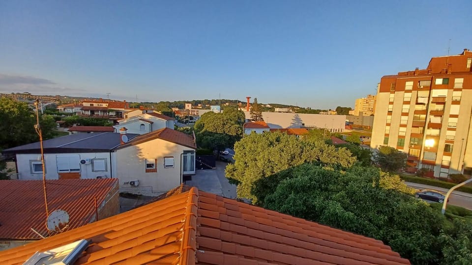 Neighbourhood, City view, Street view, Location