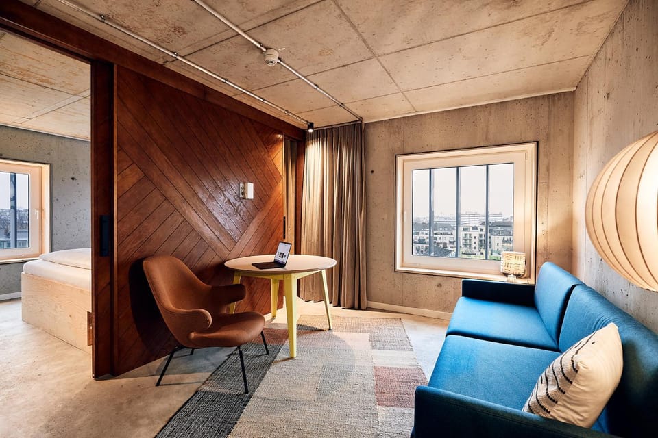 Living room, Photo of the whole room, Seating area, Bedroom