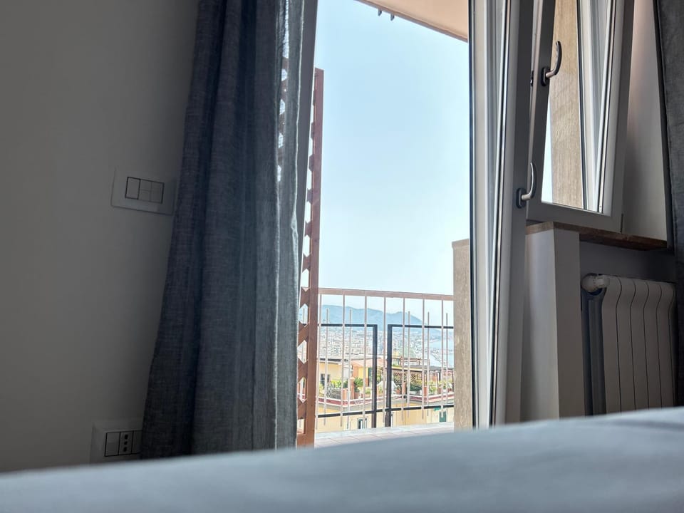 Bedroom, City view, Quiet street view