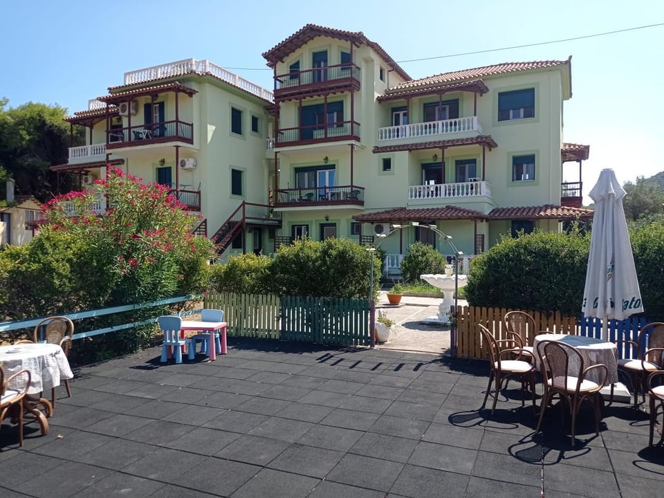 Property building, Area and facilities