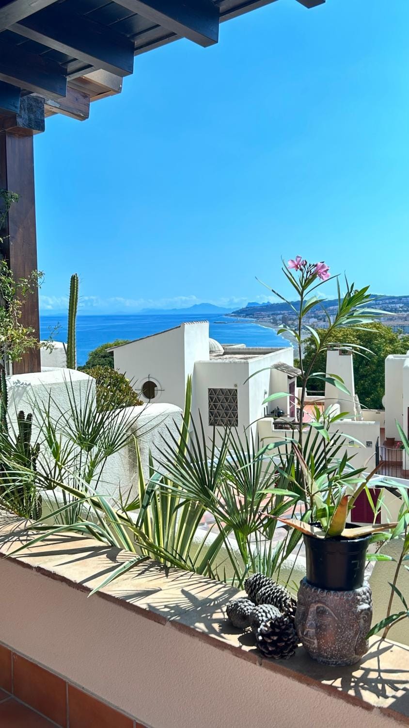 Natural landscape, Balcony/Terrace, Sea view