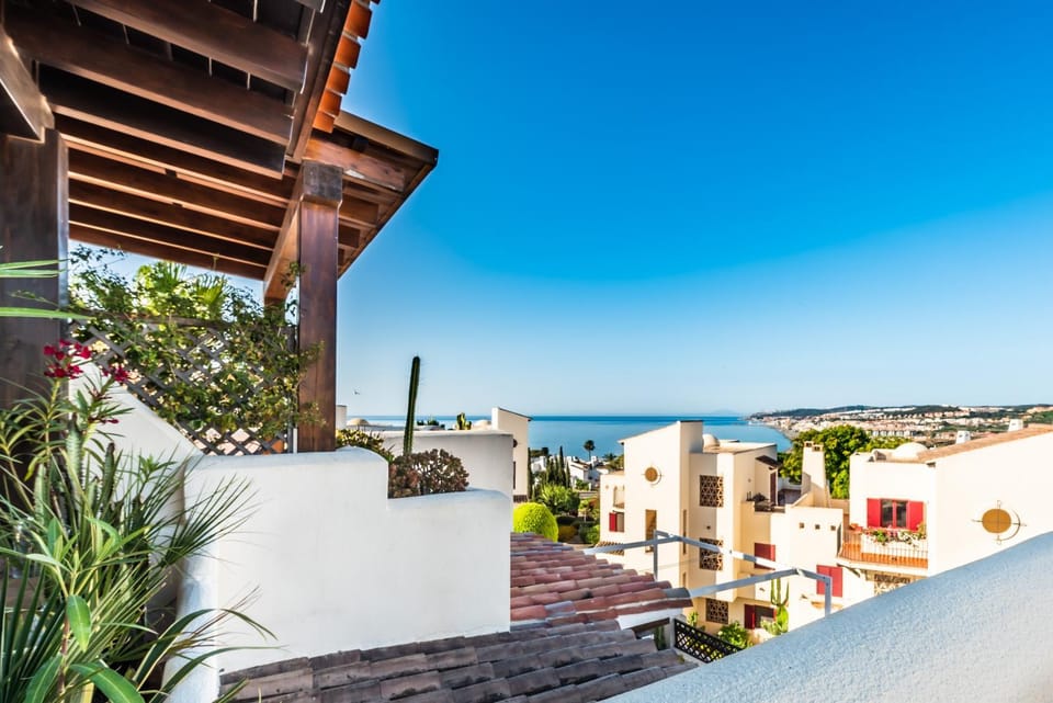 Balcony/Terrace, City view, Sea view