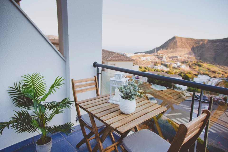 View (from property/room), Balcony/Terrace, Living room, Seating area, Mountain view