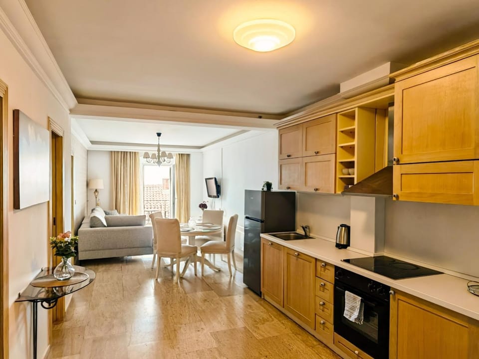 Petrovac Sea Whisper Apartment in Budva Municipality