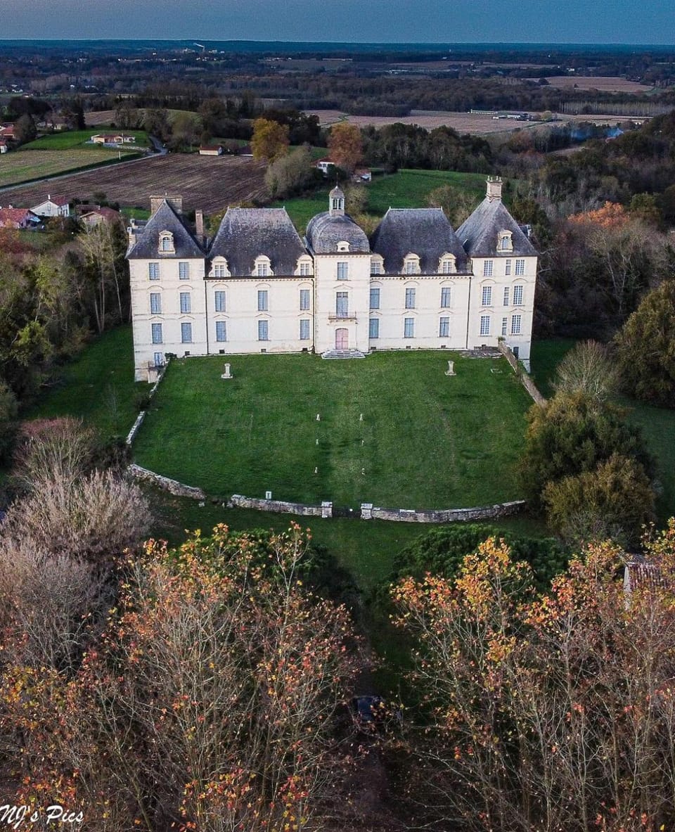 Le gite de la fontaine Apartment in Nouvelle-Aquitaine