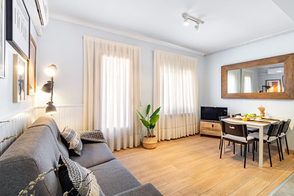 Flaugier Apartments (3-3) Apartment in Barcelona