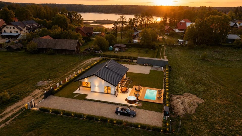 Day, Bird's eye view, Lake view, Pool view, Swimming pool, Sunset
