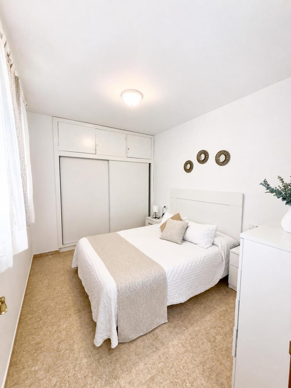 Shower, Bathroom, towels, washing machine