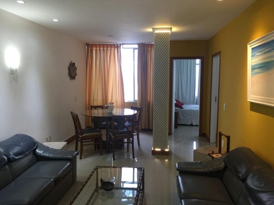 Vista mar avenida Atlântica Copacabana Apartment in Rio de Janeiro