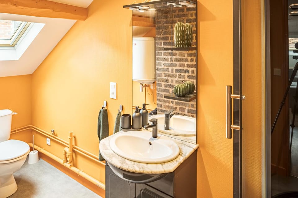 Toilet, Bathroom