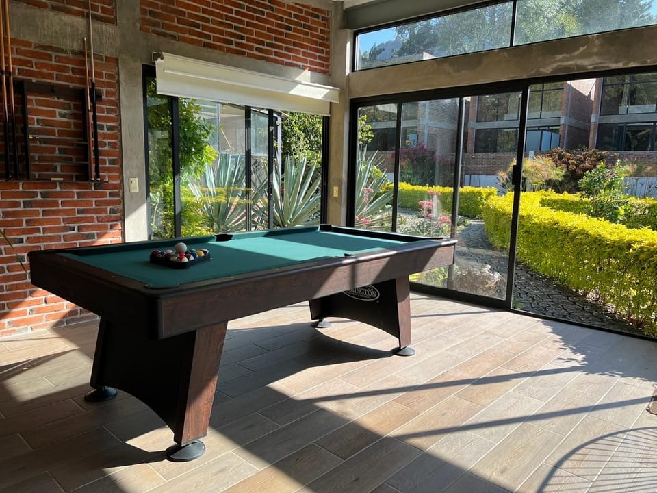Day, Billiard