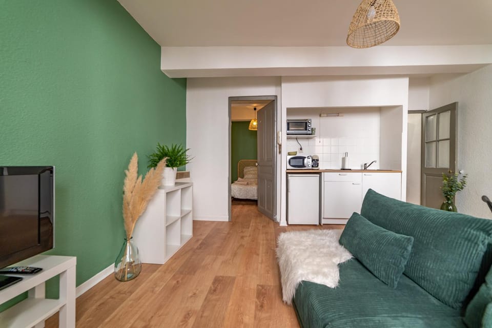 Living room, Seating area, Bedroom