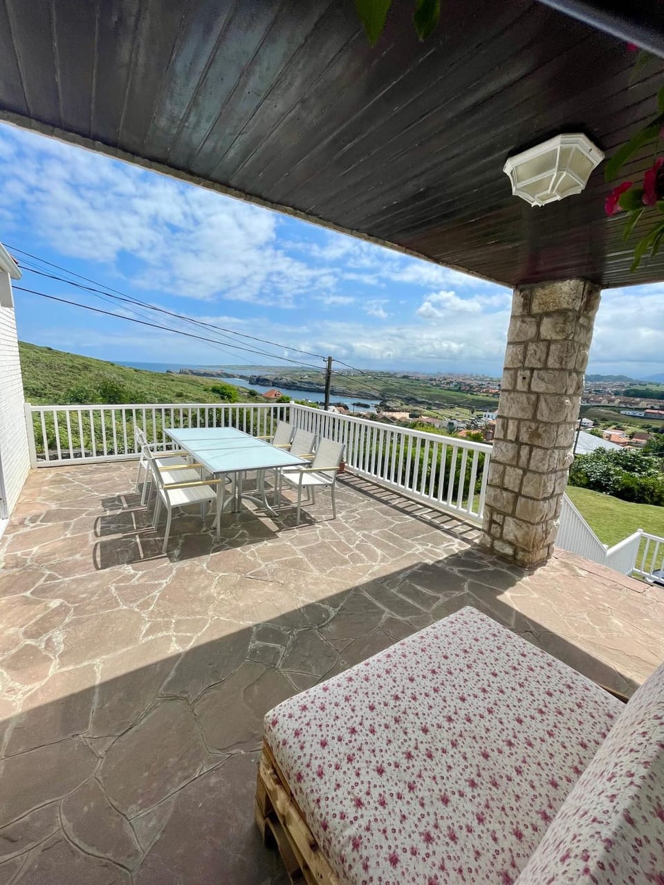 Off site, Natural landscape, View (from property/room), Balcony/Terrace, Dining area, Sea view