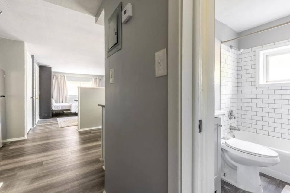 Westlake Apartment Apartment in Westlake