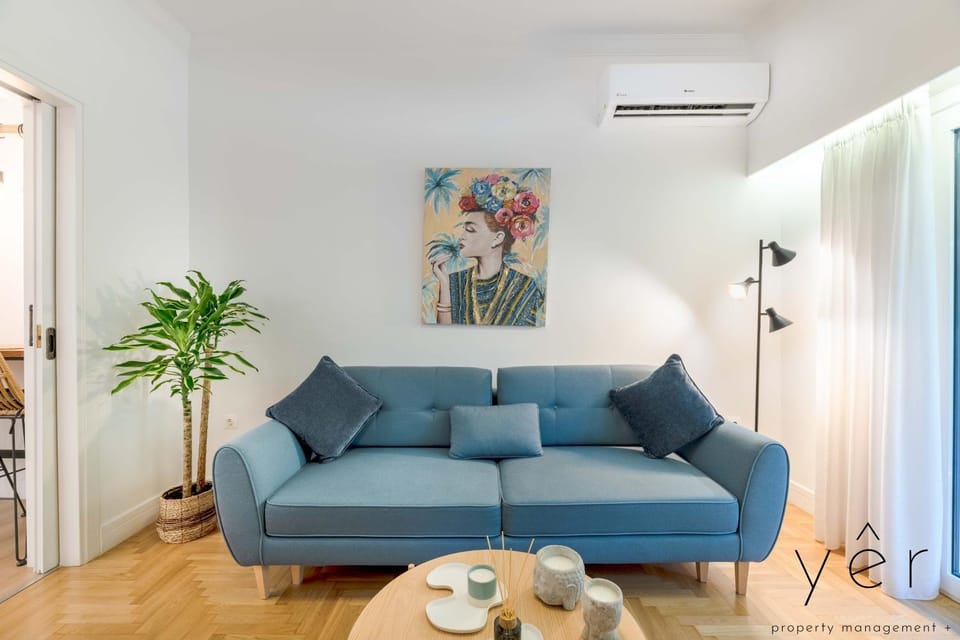Living room, air conditioner