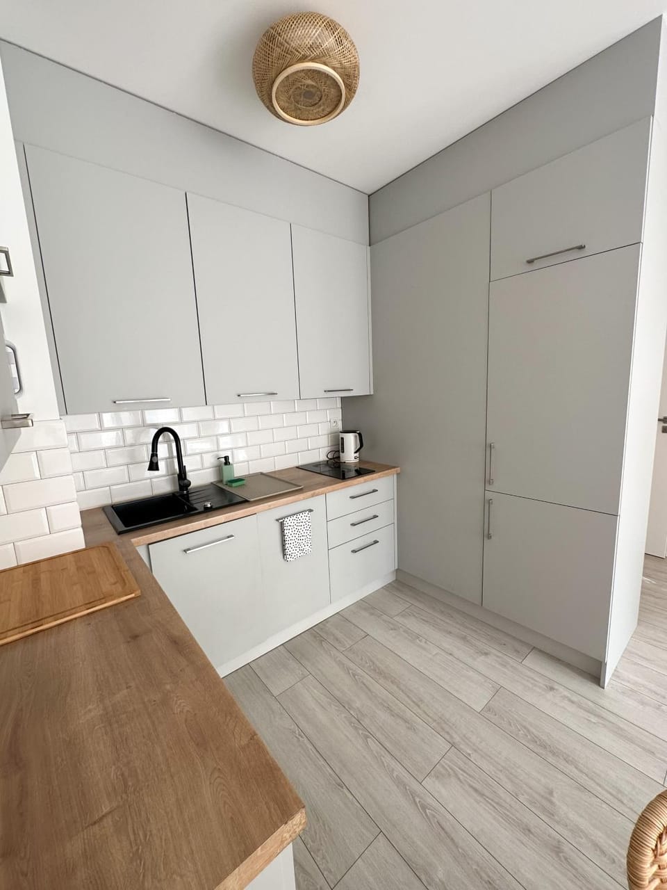 Kitchen or kitchenette, minibar, pet friendly, stove