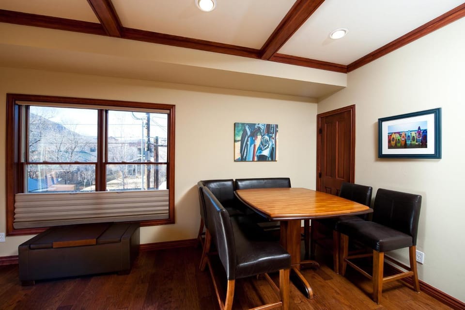 270 E College Drive Unit 206 House in Durango