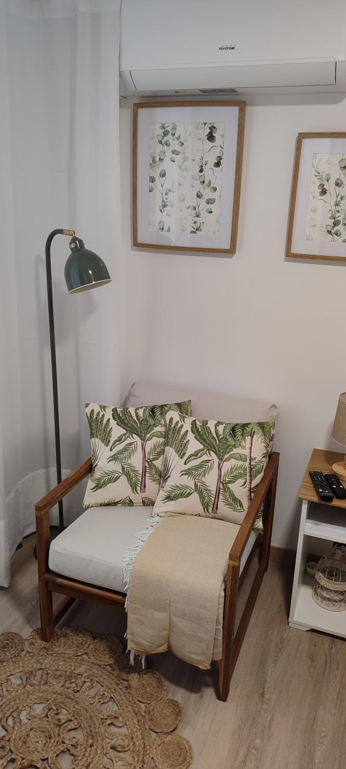 Seating area, Bedroom