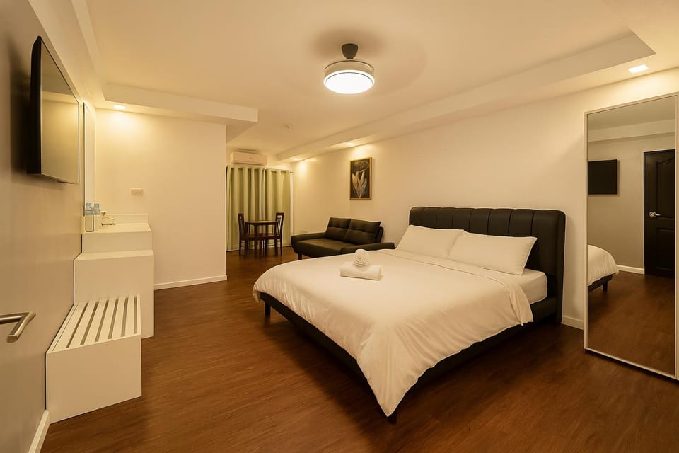 View (from property/room), Photo of the whole room