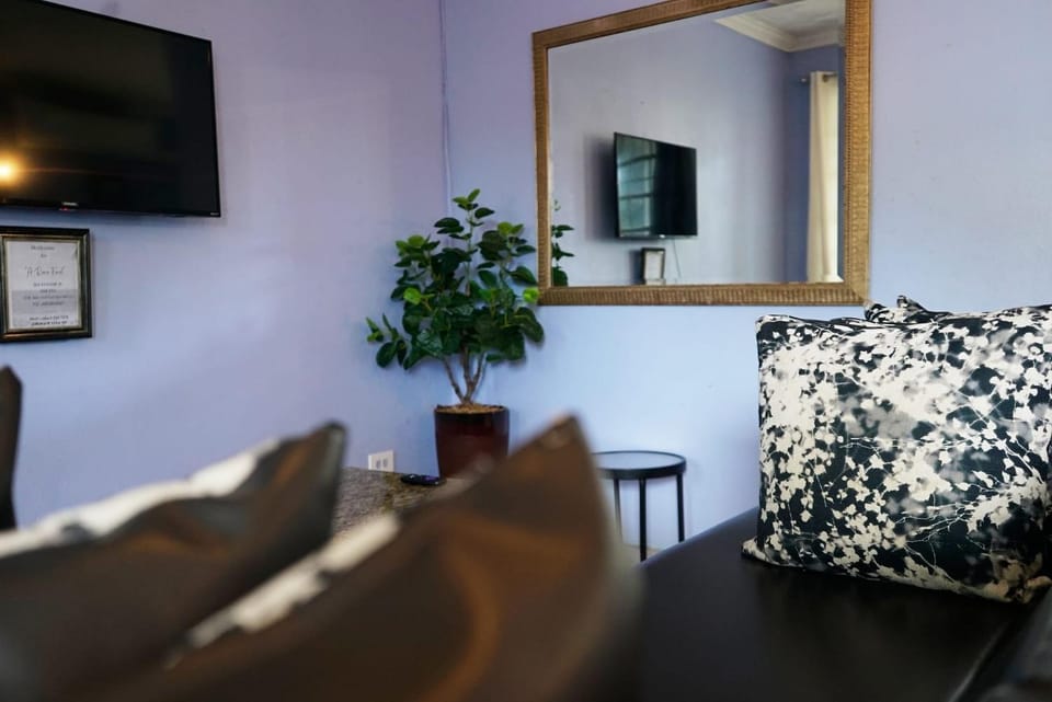 A rare find Apartment in Nassau