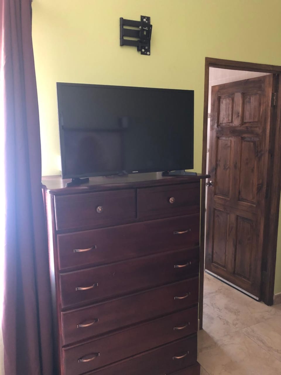TV and multimedia, wardrobe