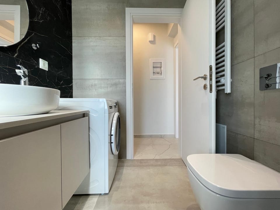 Toilet, Bathroom