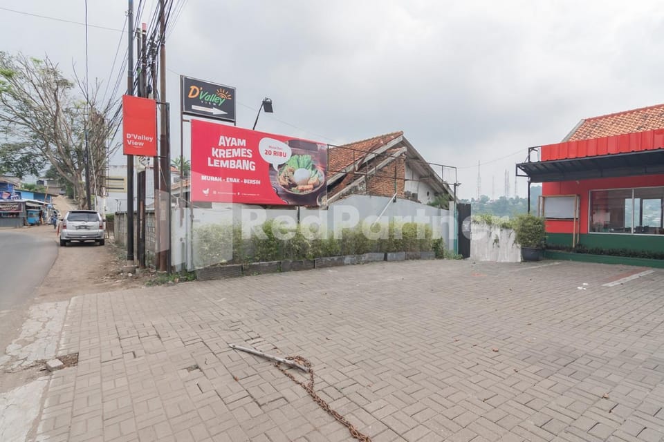 Property building, Property logo or sign
