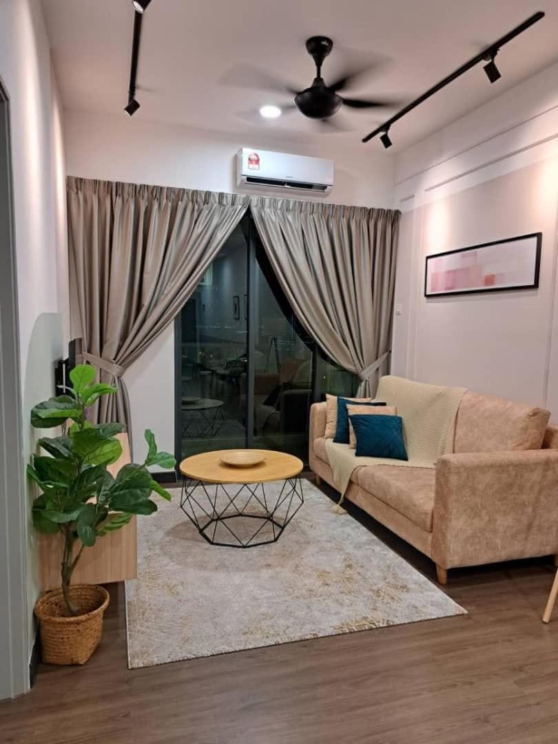 Living room, Seating area, fireplace
