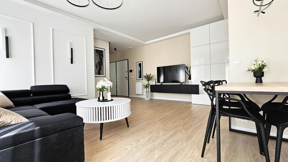 Communal lounge/ TV room, TV and multimedia, Living room, Seating area