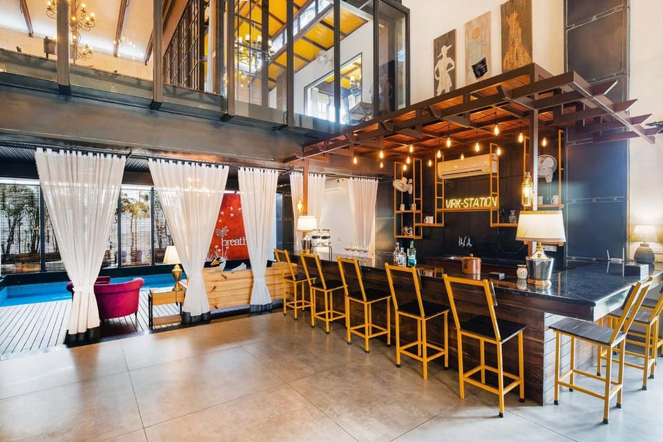 Lounge or bar
