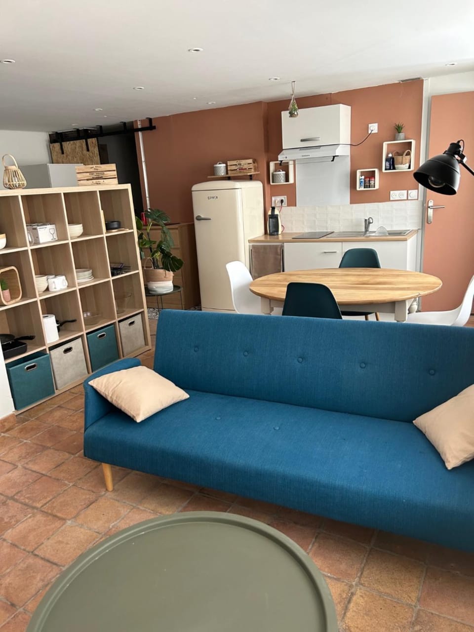 Kitchen or kitchenette, Living room