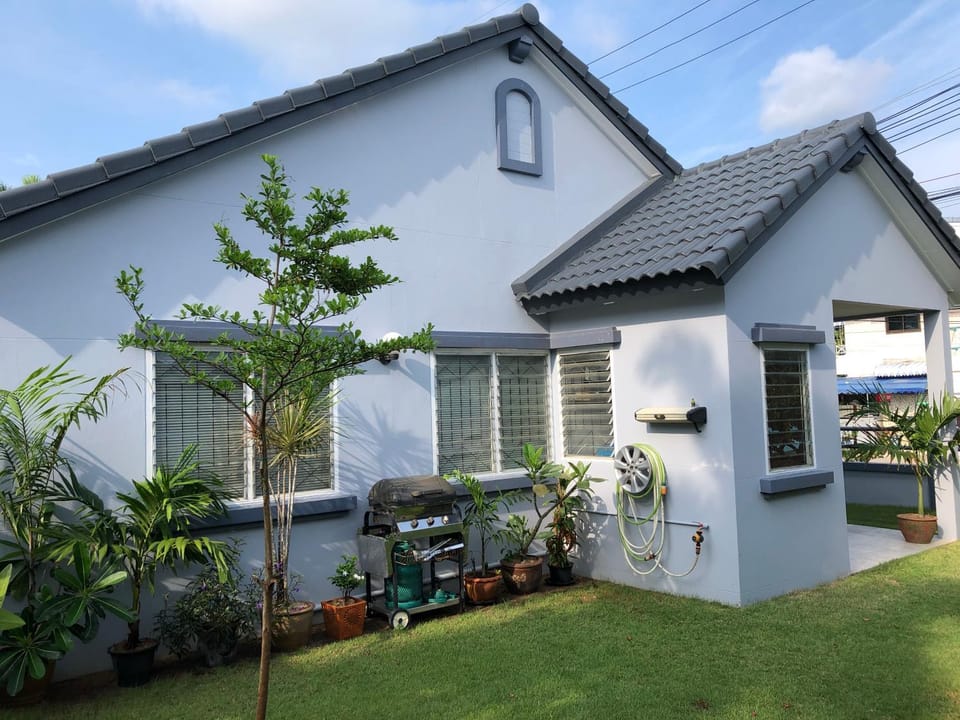 Property building, Garden