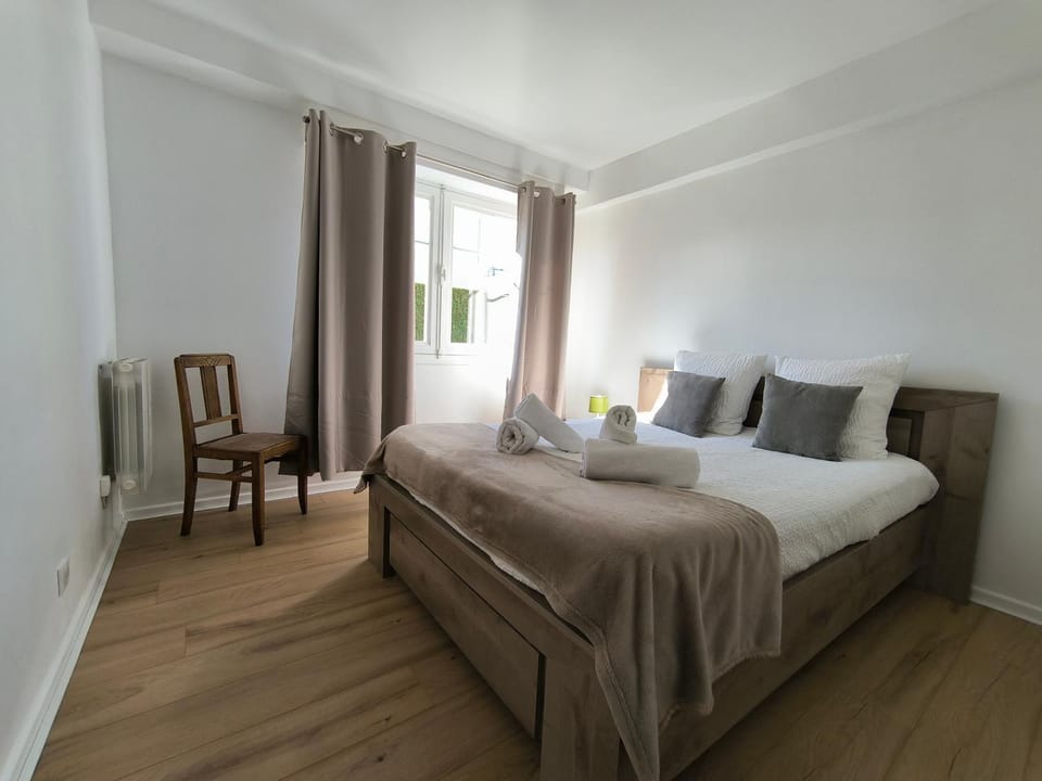 Villa 15 pers - Jardin Arbore - Calme - Parking Villa in Pau
